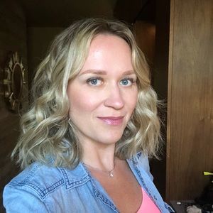 Meet your Posher, Lana